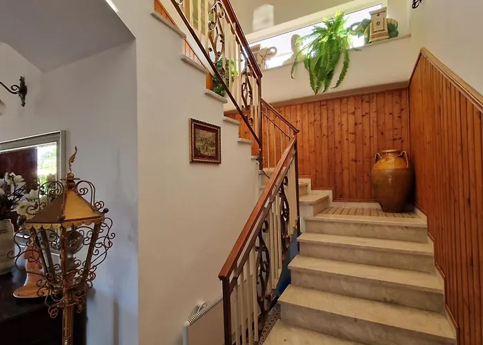 Sicels - Agnone - Syracuse Vila *